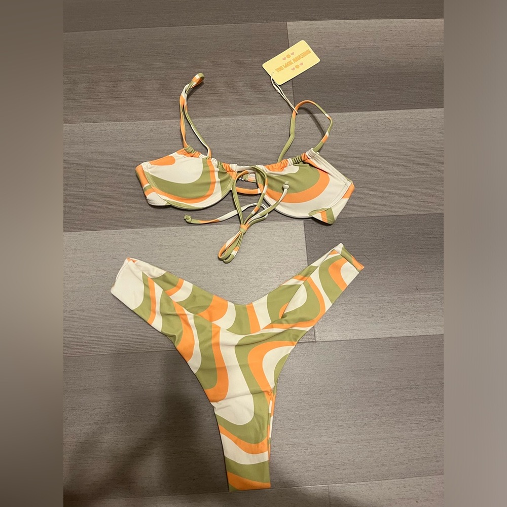 6 Aurelle Bikini Sets and 1 Bikini Top